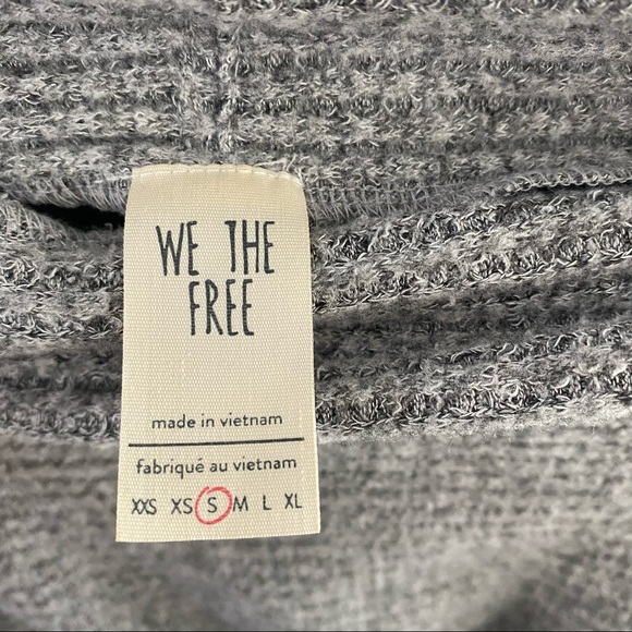 Free people gray thermal waffle top - Picture 3 of 3